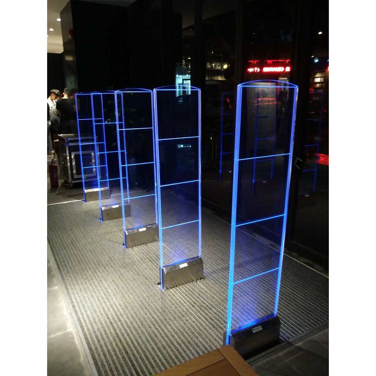 Nasledujúce aspekty výhod systému RFID
